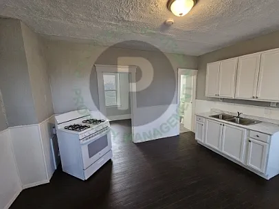 8023 Kosciuszko Ave #4 — Photo 7