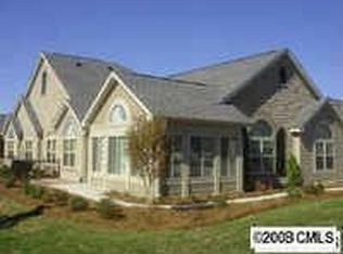 761 Ledgestone Ct, Tega Cay, SC 29708