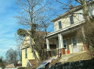 27 N 3rd St, Steelton, PA 17113