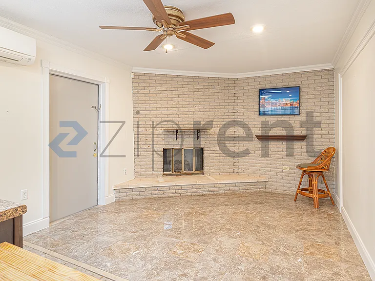 6534 Precourt Dr — Photo 3
