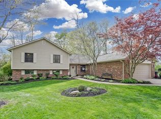 3607 Ridgeway Rd, Bellbrook, OH 45305