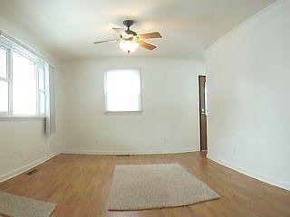2nd image of 831 Somerset Dr
