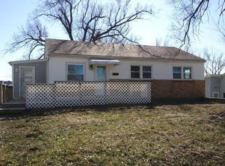 1805 Sun Valley Dr, Jefferson City, MO 65109
