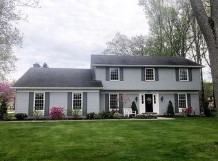 7223 Springside Dr, Fairview, PA 16415