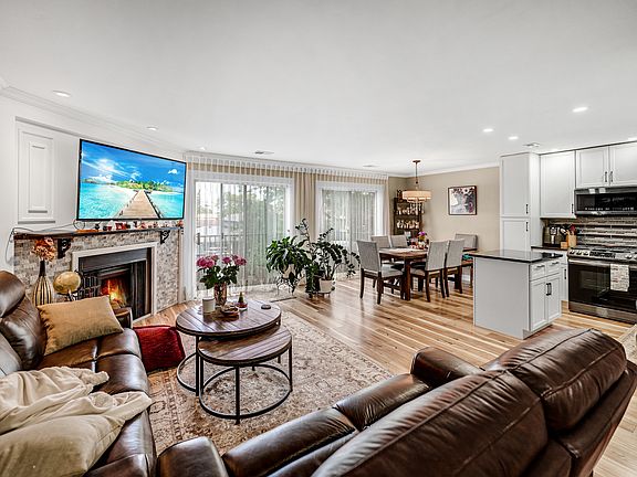 5th image of 7020 Remington Ct APT 203