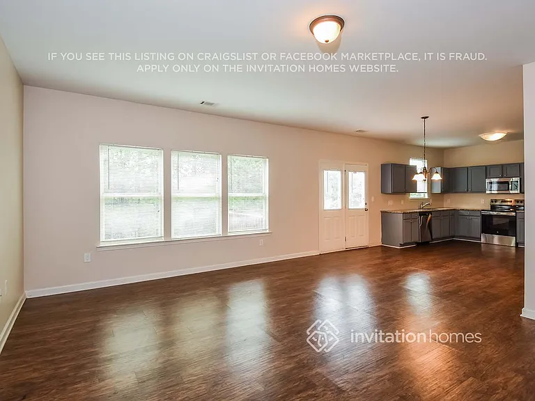 738 Rockingham Dr — Photo 8