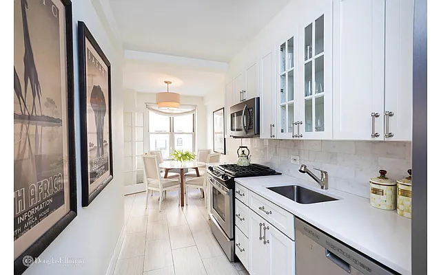 Sold by Douglas Elliman | media 2
