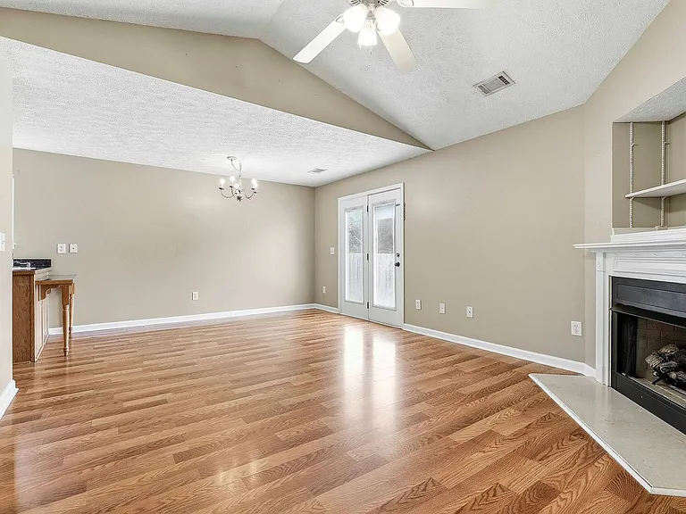 264 Wrightsburg Way — Photo 6