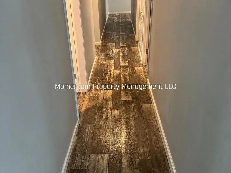 2452 Ayerswood Dr — Photo 4