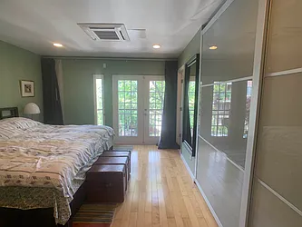 Rented by NextStopNY