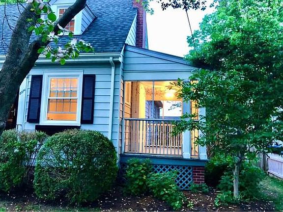 3rd image of 5924 Kensington Ave