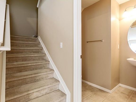 3rd image of 2623 Oleander Lakes Dr