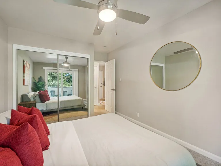Northgate Apartments — Photo 10