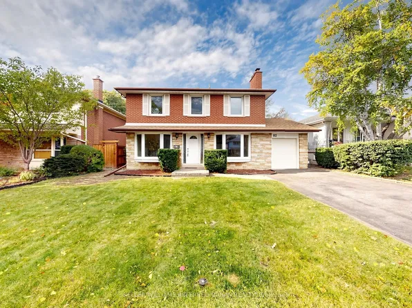 82 Crossbow Cres, Toronto, ON M2J 3M4