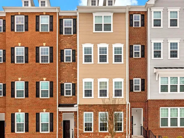 9375 Seney Ln #513, Owings Mills, MD 21117