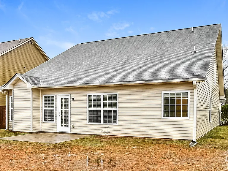 240 Raleigh Way — Photo 16