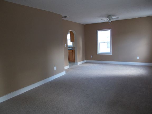 2nd image of 140 North St
