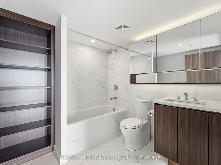 38 Widmer St #2711 — Photo 18