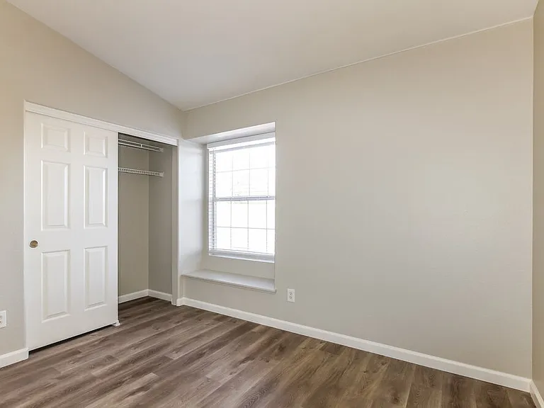615 King Revere Ct — Photo 12