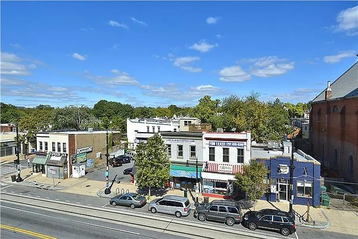 1015 H St NE #3 — Photo 32
