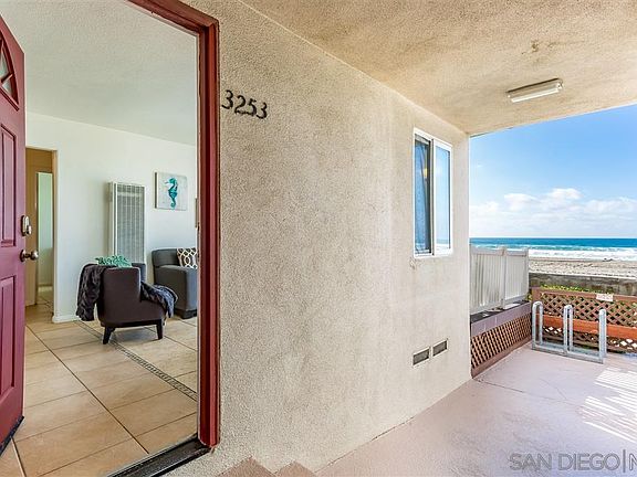 3rd image of 3253 Ocean Front Walk