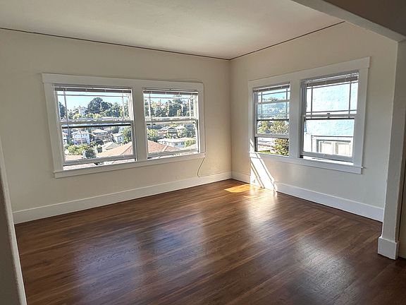 5th image of 834 Walker Ave APT 2