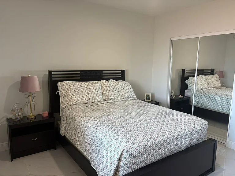 2650 Lake Shore Dr #803 — Photo 7