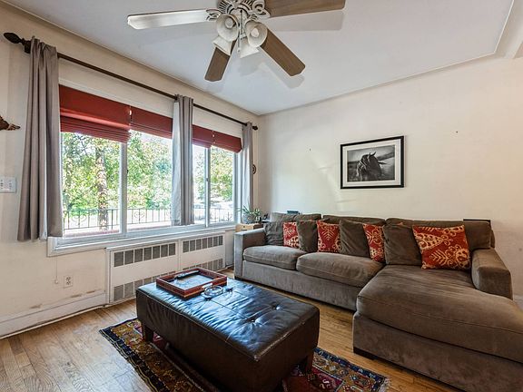 3rd image of 9217 244th St