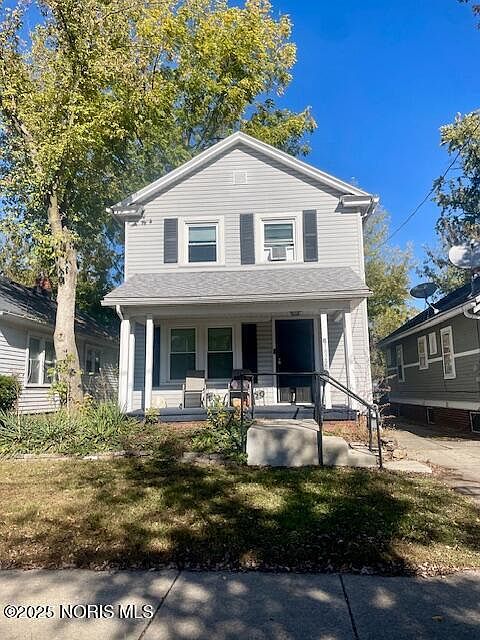 1st image of 1822 Wychwood St