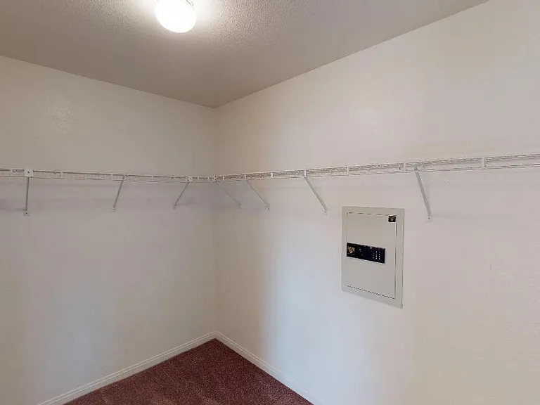 8805 Claystone Ct — Photo 52
