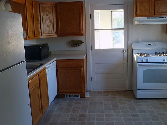 5th image of 83 Morton St W