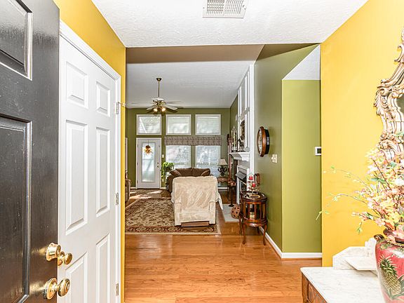 4th image of 4044 Kenesaw Dr