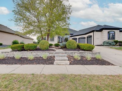 4638 Waters Edge Way, Greenwood, IN, 46143