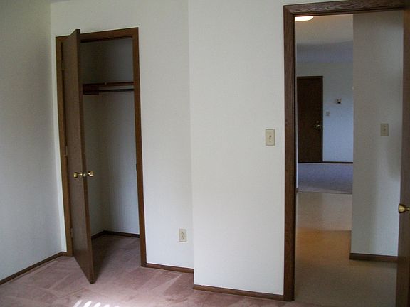 2nd image of 236 12th St NE #303