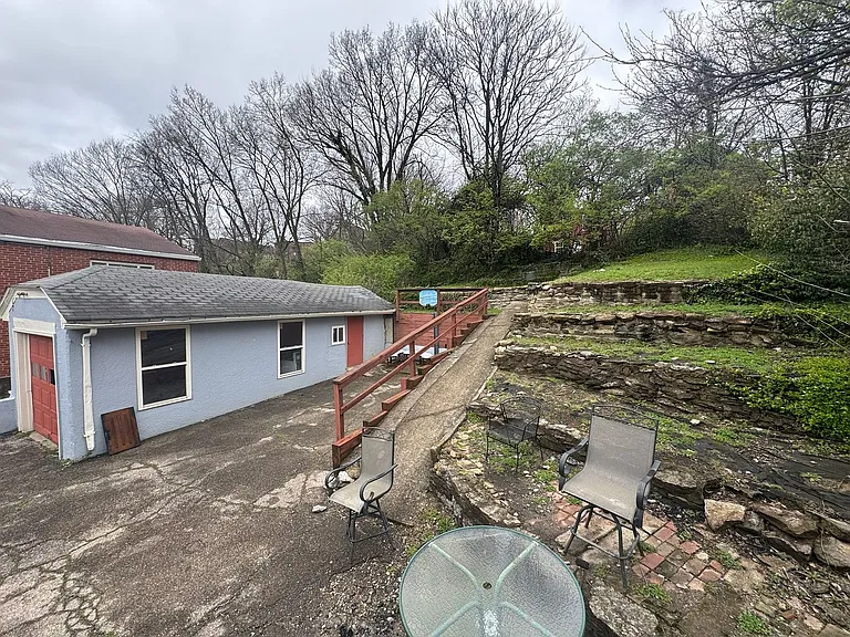 350 Probasco St — Photo 28