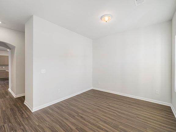 5th image of 716 James Oak Ln Lot 3