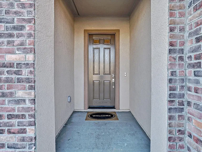 5937 Lakestone Dr — Photo 4