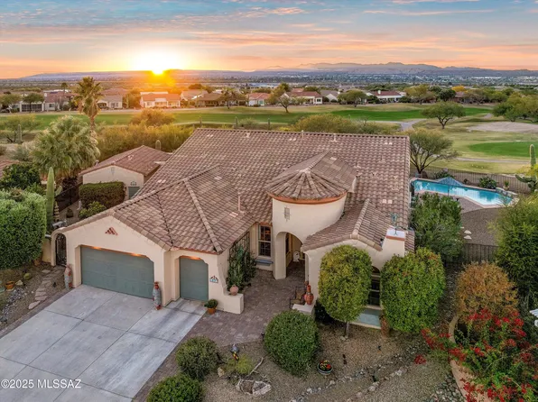 1537 N Bank Swallow Rd, Green Valley, AZ 85614