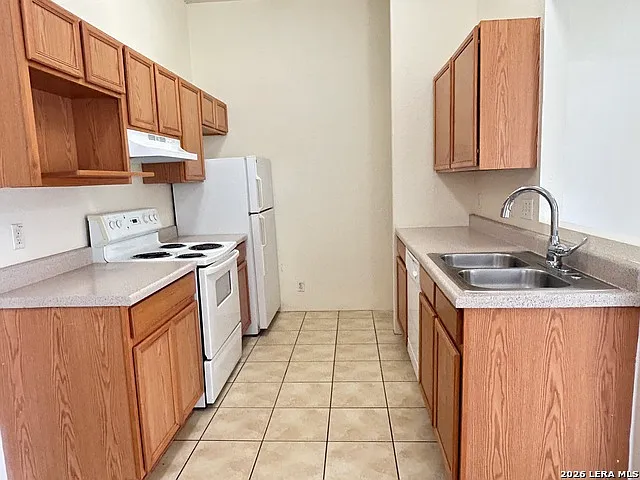 6316 Green Top Dr — Photo 2