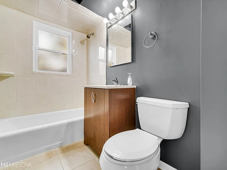 6661 Glenview Dr — Photo 10