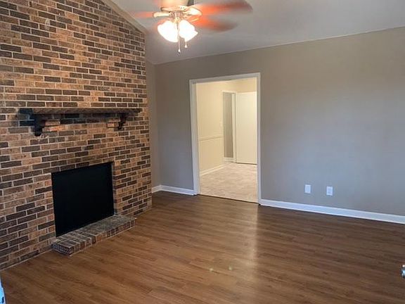 2nd image of 6108 Pueblo Dr NW