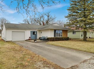 802 E Ethel St, Saint Joseph, IL