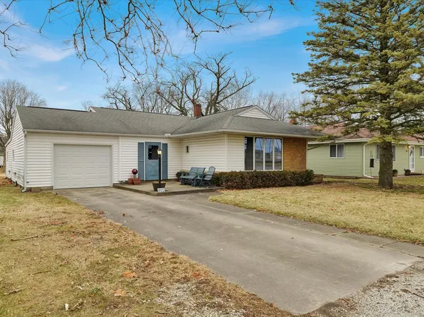 802 E Ethel St, Saint Joseph, IL 61873