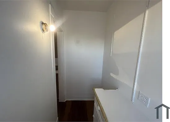 1253 N 34th St — Photo 32