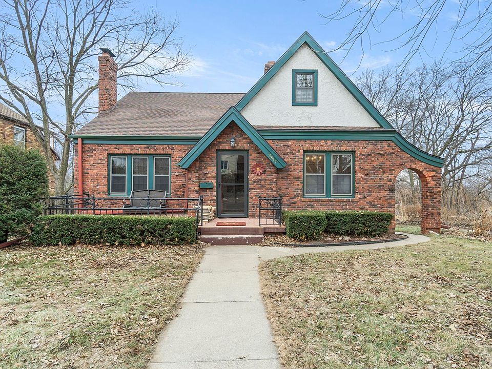 1st image of 2817 Sunset Cir