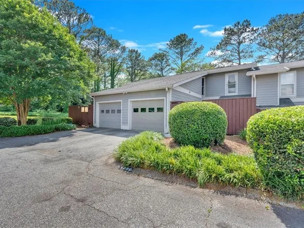 4996 Meadow Ln, Marietta, GA 30068