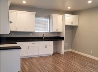718 W 85th St, Los Angeles, CA 90044