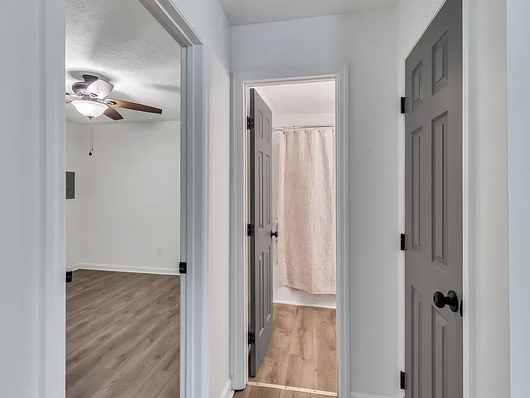 2601 Morganmeade Dr — Photo 17