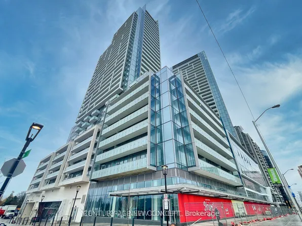 7 Golden Lion Hts, Toronto, ON