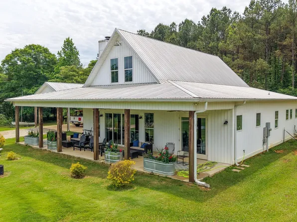 11 Pinewell Dr, Cropwell, AL 35054